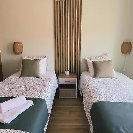 Wow Space - 3 Bedrooms & 2 Bathrooms *
