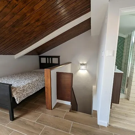 Wow Space - 3 Bedrooms & 2 Bathrooms アパート